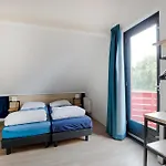 6 - Persoons Lakeside 7 Holiday home *