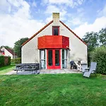 6 - Persoons Lakeside 7 Holiday home Ewijk