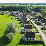 6 - Persoons Lakeside 7 * Ewijk
