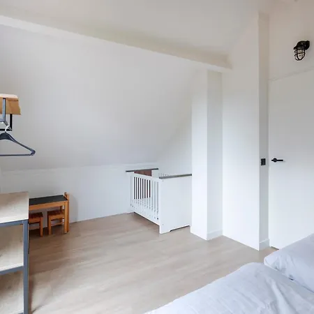 Holiday home 6 - Persoons Lakeside 7 Ewijk