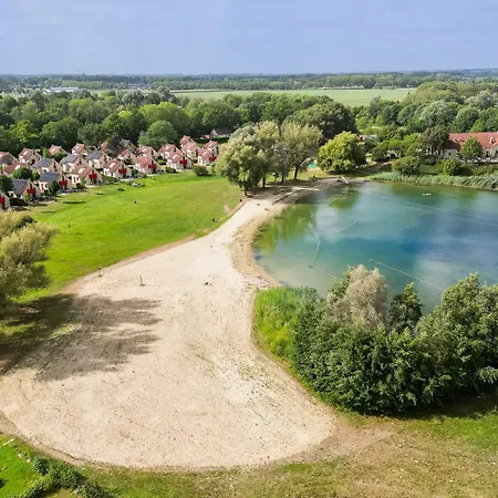 6 - Persoons Lakeside 7 *