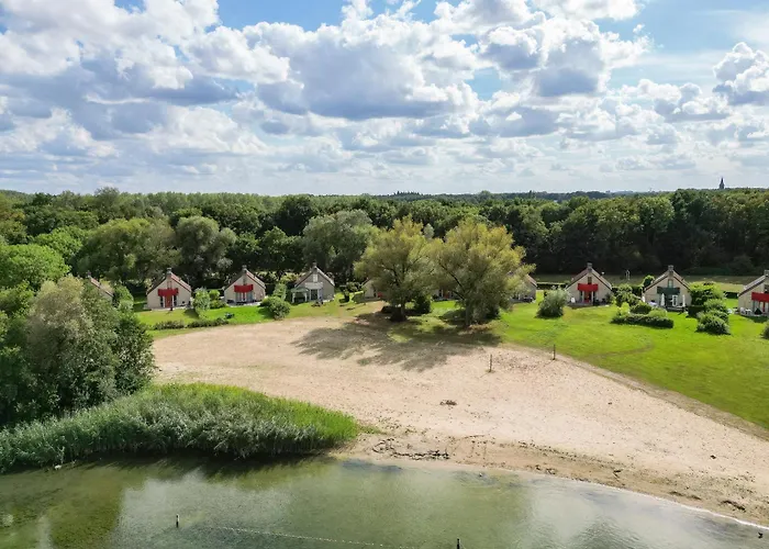 Semesterbostad 6 - Persoons Lakeside 7 Ewijk