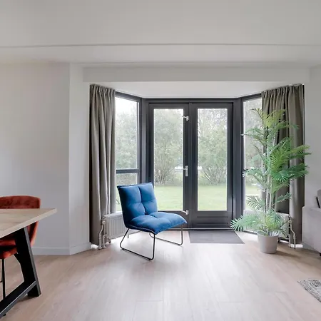 6 - Persoons Lakeside 7 * Ewijk