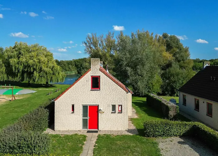 6 - Persoons Lakeside 7 * Ewijk